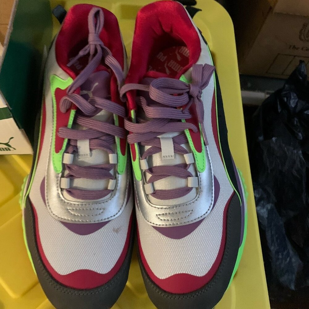WOMENS PUMA WILD RIDER UNFOLD Size  11 - DISCONTINUED